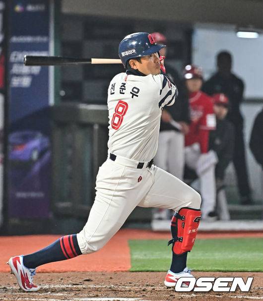 롯데 자이언츠 전준우. /OSEN DB