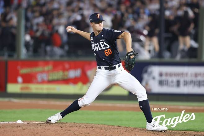▲ 정식 계약 여부와 무관하게 한화로서는 좋은 기억으로 남게 될 가능성이 커진 잭 쿠싱 ⓒ한화이글스