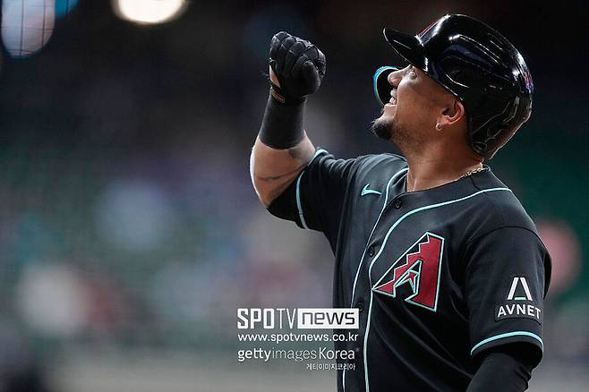 ▲ 개막 후 연속 안타 기록을 이어가고 있는 일데마로 바르가스.