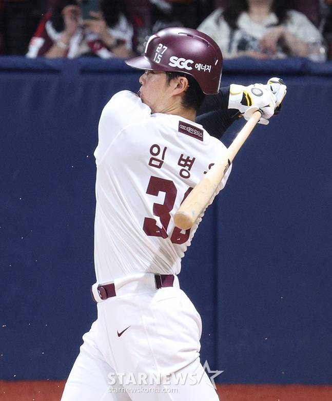 2024시즌 임병욱의 타격 모습. /사진=김진경 대기자