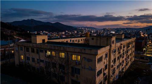 영화 아파트 [CJ ENM 제공. 재판매 및 DB 금지]