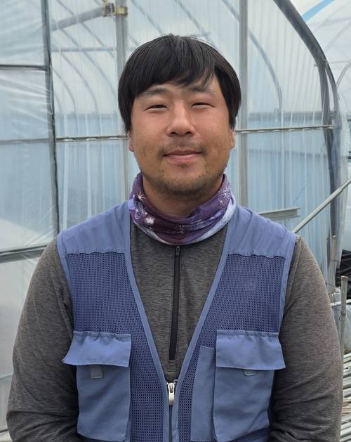 아무런 연고도 없이 영양군을 찾아와 고추농장 운영에 성공한 조민국씨. <정운홍 기자>