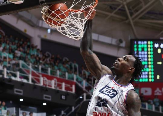 라건아 '덩크슛'. / 사진=연합뉴스