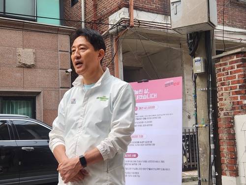 청년 주거지원 공약을 발표하는 국민의힘 오세훈 서울시장 후보 [연합뉴스 자료사진]