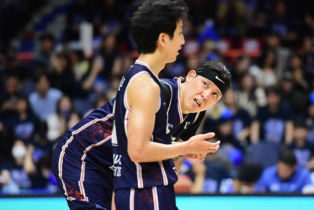 허훈과 최준용(오른쪽). /사진=KBL 제공