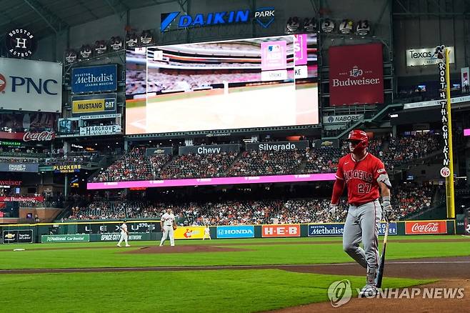 전광판에 보이는 MLB ABS 챌린지 모습 [AP=연합뉴스]