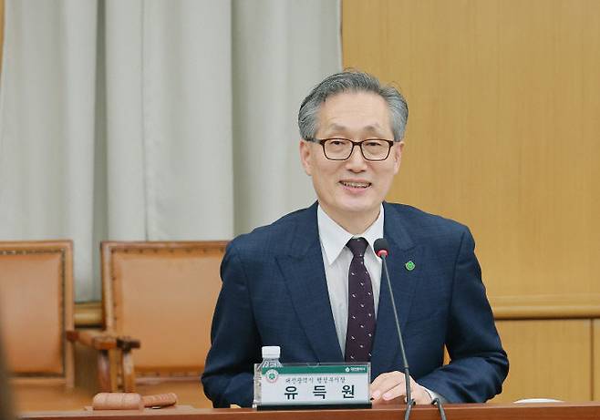 유득원 대전시 인구정책위원회 위원장이 대전시 인구현황과 성과에 대해 이야기하고 있다.              사진=대전시 제공