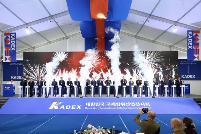 2024년 10월 2일 ‘2024 대한민국 국제방위산업전시회(KADEX)’가 국방부와 육군 후원 하에 개최되고 있다.KADEX 홈페이지 캡처
