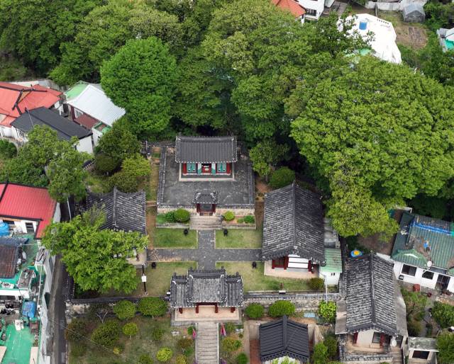 이순신 승전길 당포해전 구간의 출발점인 통영시 당동 착량묘. 착량묘는 이순신 장군을 모신 사당이다./김승권 기자/