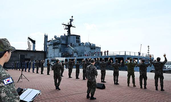해군 대전함, 한국.캐나다 연합협력훈련 참가차 제주 출항