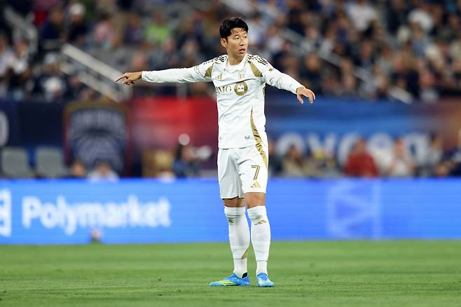 SAN DIEGO, CALIFORNIA - MAY 02: Son Heung-Min #7 of Los Angeles FC reacts during the MLS match between San Diego FC and Los Angeles Football Club at Snapdragon Stadium on May 02, 2026 in San Diego, California.   Luiza Moraes/Getty Images/AFP (Photo by Luiza Moraes / GETTY IMAGES NORTH AMERICA / Getty Images via AFP)







<저작권자(c) 연합뉴스, 무단 전재-재배포, AI 학습 및 활용 금지>
