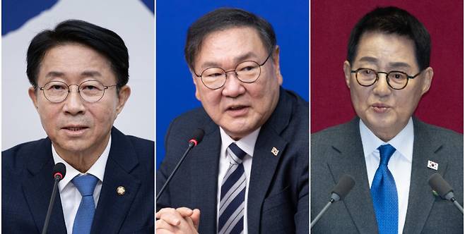 왼쪽부터 더불어민주당 조정식 의원, 김태년 의원, 박지원 의원./연합뉴스, 뉴스1