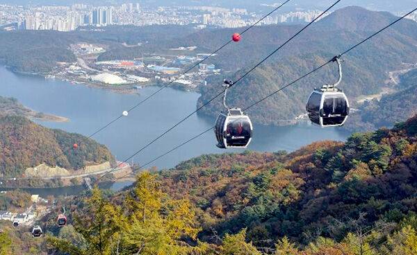춘천 삼악산 호수케이블카. 한국관광공사