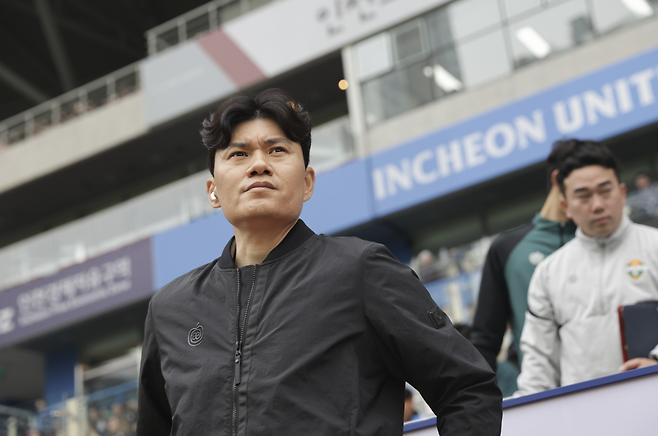 인천전을 앞두고 있는 강원 정경호 감독. 프로축구연맹