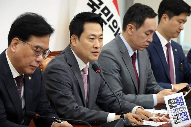국민의힘 장동혁 대표가 4일 서울 여의도 국회에서 열린 최고위원회의에서 발언을 하고 있다. 윤창원 기자