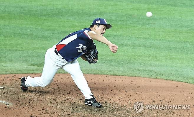 역투하는 한국 고우석 (마이애미=연합뉴스) 김인철 기자 = 13일(현지시간) 미국 플로리다주 마이애미 론디포파크에서 열린 월드베이스볼클래식(WBC) 대한민국과 도미니카공화국의 준준결승전 경기. 6회말 교체된 한국 고우석이 역투하고 있다. 2026.3.14 yatoya@yna.co.kr