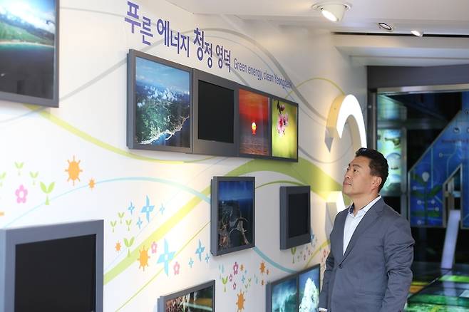 ▲ 지원금 산업 지역 회복 패키지로 추진