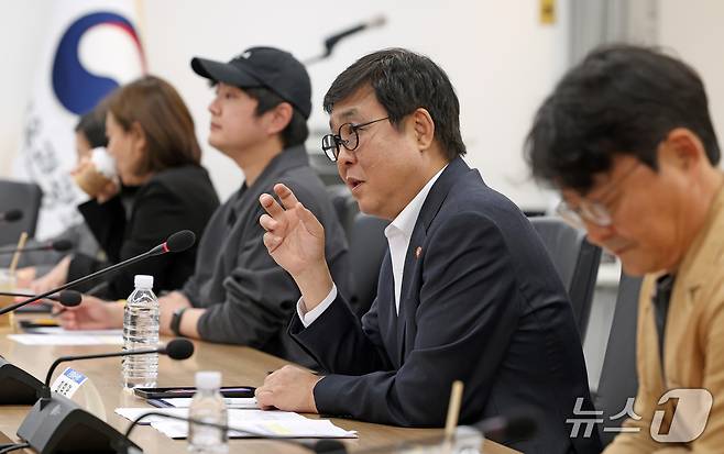 최 장관은 이탈리아에서는 멜로니 총리 시절 양국 영화 합작 활성화 제안이 있었고, 인도에서도 모디 총리가 합작영화를 많이 만들자고 먼저 제안했다고 소개했다.