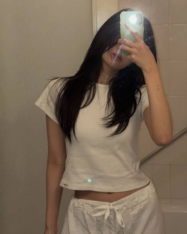 인스타그램  @lia_loves__