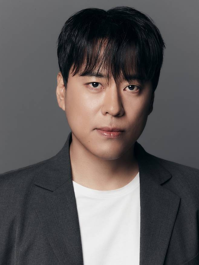 배우 이순원이 ‘오십프로’에 캐스팅됐다.