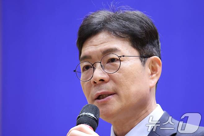 정원오 더불어민주당 서울시장 후보가 7일 서울 여의도 국회 의원회관에서 열린 36개 직능단체 정책협약식에서 인사말을 하고 있다. 2026.5.7 ⓒ 뉴스1 신웅수 기자