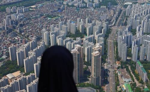 전세 공급 감소와 급매물 소진 영향으로 서울 아파트 매매가격이 강남3구·용산구를 중심으로 다시 반등 조짐을 보이고 있다. [사진 = 연합뉴스]