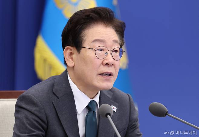 (서울=뉴스1) 허경 기자 = 이재명 대통령이 7일 청와대에서 열린 수석보좌관회의에서 발언을 하고 있다. 2026.5.7/뉴스1  Copyright (C) 뉴스1. All rights reserved. 무단 전재 및 재배포,  AI학습 이용 금지. /사진=(서울=뉴스1) 허경 기자