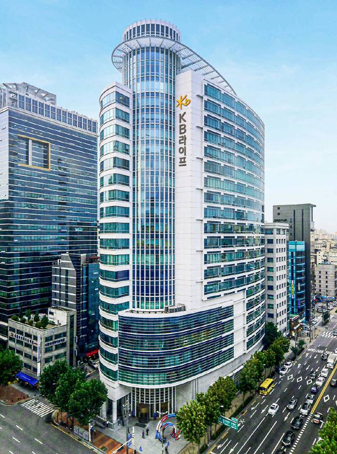 서울 강남 소재 KB라이프 본사 전경.(사진=KB라이프)