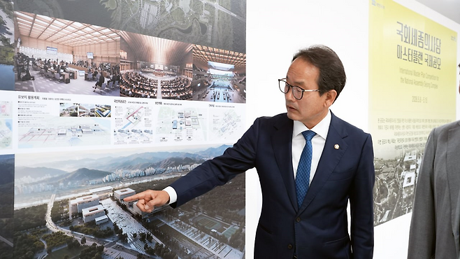 국회세종의사당 마스터플랜 전시회 현장. 강준현의원  제공.