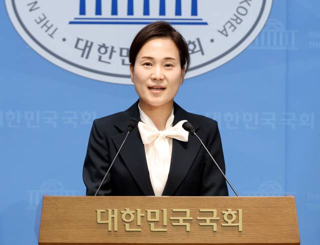 국민의힘 김민경, 예비후보가 국회 소통관에서 진행한 출마가지회견 모습. 김민경 캠프 제공