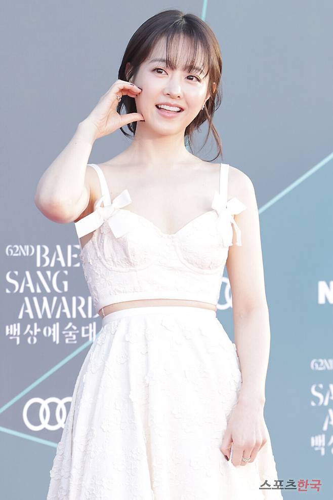 '제62회 백상예술대상' 레드카펫 행사에 참석한 박보영. 2026.5.8 ⓒ이혜영 기자 lhy@hankooki.com