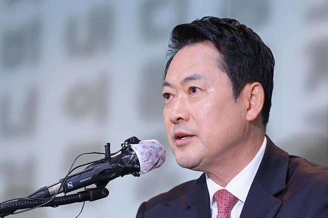 장동혁 국민의힘 대표가 8일 서울 중구 한국프레스센터에서 열린 서울외신기자클럽 초청 외신기자 간담회에서 발언하고 있다. 뉴시스