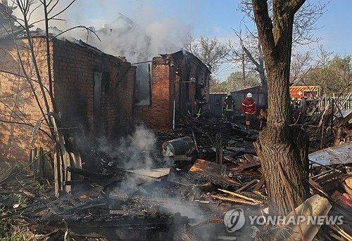 러시아 드론 공격으로 파괴된 우크라이나 하르키우 개인 주택. 연합뉴스