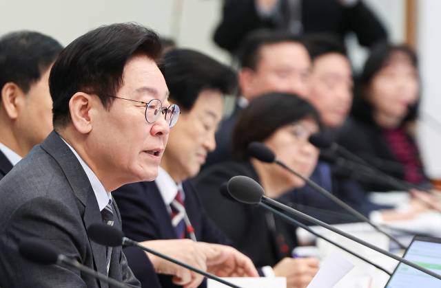 ▲이재명 대통령이 지난 1월 20일 청와대에서 열린 국무회의에서 한·일 정상 셔틀외교와 관련해 안동 개최 가능성을 언급하고 회의장과 숙소 등 구체적 여건 점검을 지시했다. ⓒ 연합뉴스