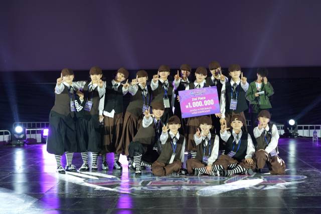 '주니어 퍼포먼스 월드 챔피언십'에서 2위를 차지한 제스티크루(ZESTY CREW·경남 함안). 청년문화진흥협회 제공
