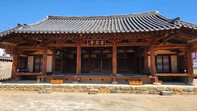 숭렬당은 보물제531호로 중구양식 건축물이다. <유시용기자>