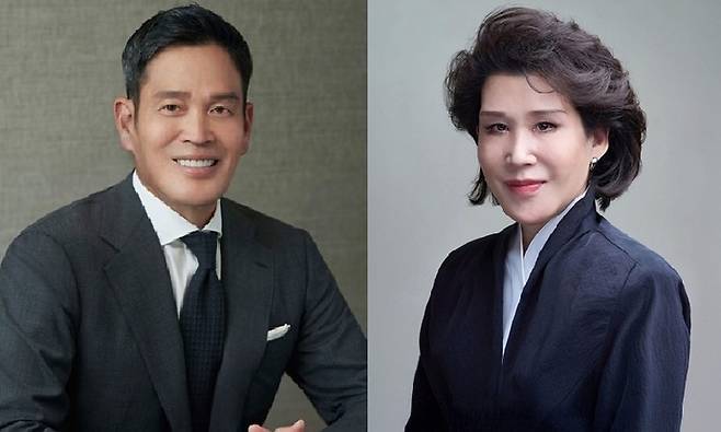 ▲정용진 신세계그룹 회장(왼쪽), 정유경 신세계㈜ 회장.