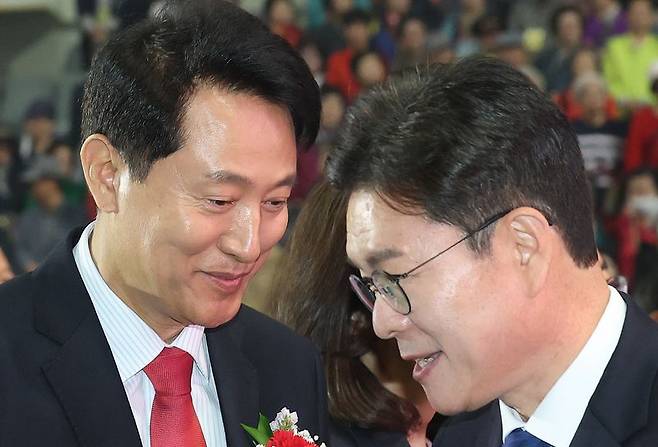 정원오 더불어민주당 서울시장 후보(오른쪽)와 오세훈 국민의힘 서울시장 후보. 뉴스1