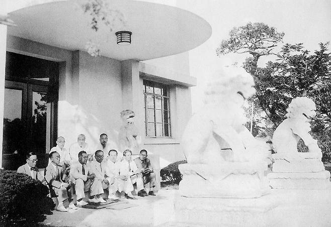 1933년 일본서 열린 경매에서 구입한 뒤 88년간 보화각 앞을 지킨 청나라 석사자상은 올해 중국으로 귀향한다. 간송미술문화재단