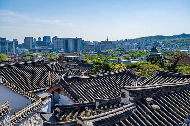 ‘북촌동양문화박물관’의 2층 테라스 뷰.  (사진=서울관광재단) *재판매 및 DB 금지