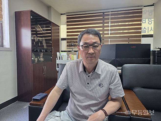 1980년 5월26일 도청 최후 항쟁을 위해 결사된 기동타격대원 박영수씨는 2023년 진행된 8차 보상 재심을 신청했지만 올해 4월 1993년 3차 당시 판정을 유지하겠다는 기각 판정을 받았다. 박소영기자 psy1@mdilbo.com