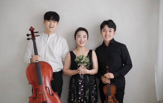 트리오 쏘아베.