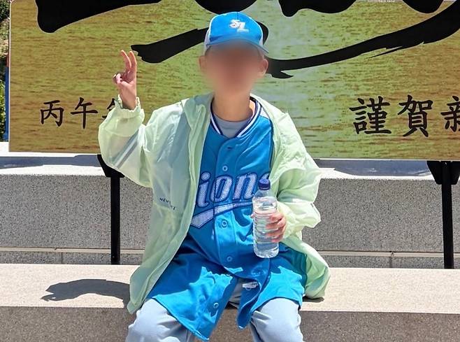 지난 10일 대구에서 가족과 함께 경북 청송군 주왕산국립공원 내 사찰을 찾았다가 실종된 A군의 실종 당일 모습 /사진=연합뉴스