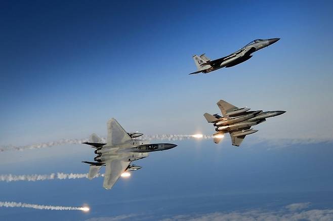 F-15EX 전투기가 초계 비행 중인 모습. 사진 제공=미 공군