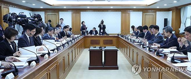2026년 5월 11일 '제57차 국제개발협력위원회' [연합뉴스 자료사진]