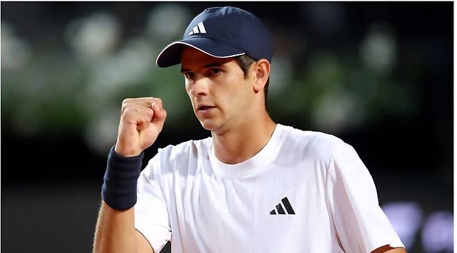 스페인의 라파엘 호다르. ATP 투어