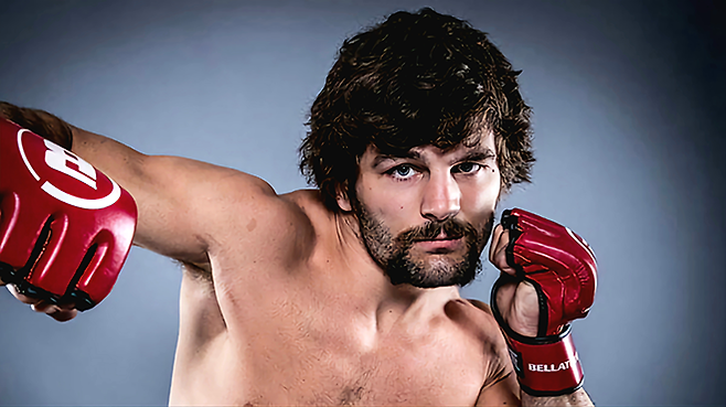 제3대 LFA 라이트헤비급 챔피언 앨릭스 에런 펄리지 Bellator 시절 프로필. 벨라토르는 UFC 다음가는 세계 2위 종합격투기 단체였다가 같은 미국 시장의 Professional Fighters League에 인수됐다. 사진=PFL MMA, Inc.