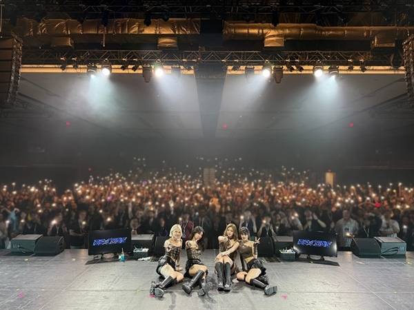 EVERGLOW(에버글로우)가 ‘2026 EVERGLOW WORLD TOUR [RE:CODE]’ 북미지역 투어를 성료했다.