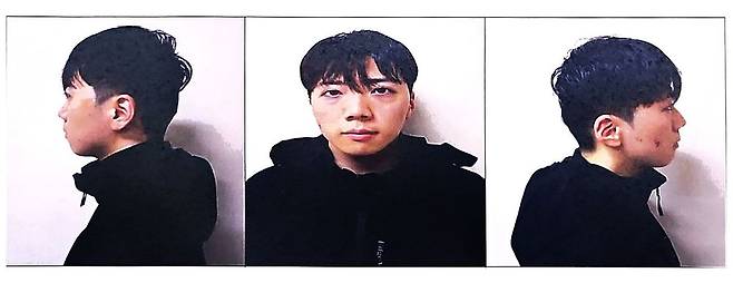14일 광주경찰청은 광주 광산구 도심 거리에서 일면식 없는 여고생을 살해하고 남고생에게도 흉기를 휘두른 혐의(살인·살인미수 등)를 받는 장윤기(23·구속)의 머그샷(mug shot·범죄자 인상착의 기록사진), 이름, 나이를 공개했다. 사진 광주경찰청