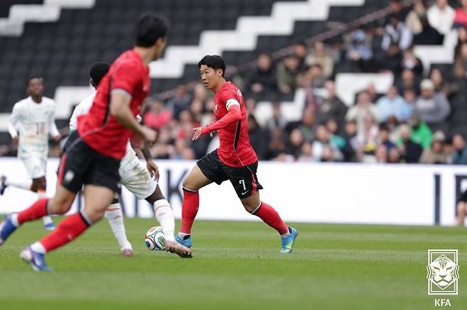 [서울=뉴시스]홍명보호 손흥민. (사진=대한축구협회 제공)
